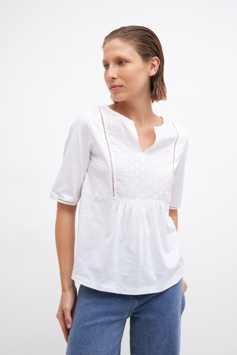 Remera con broderie - blanco 