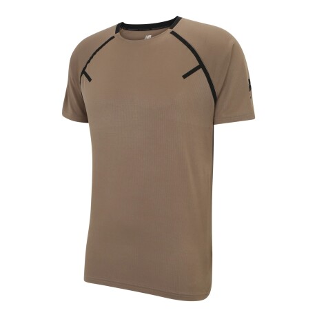 Remera New Balance de hombre - TENACITY - MT23145MS BROWN