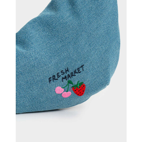 Bandolera Denim Con Charm Azul Celeste