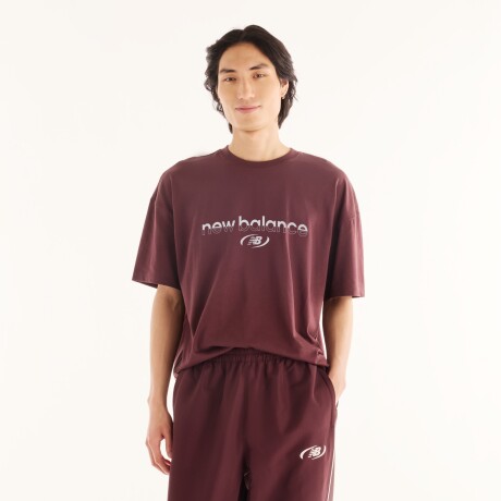Remera New Balance de Hombre - Trackside - MT6279IZYLR BORDEAUX