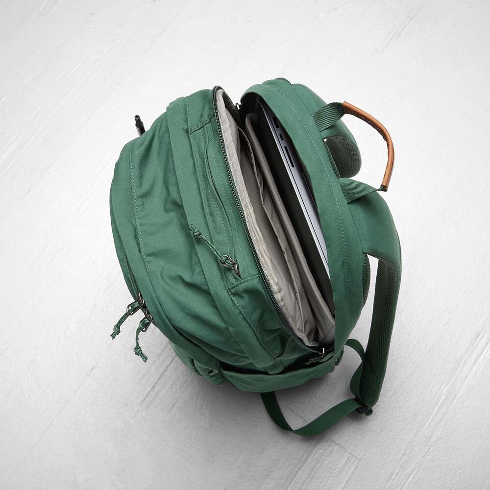 Mochila Fjallraven Raven 28 Laptop 15" Unisex Dark Olive