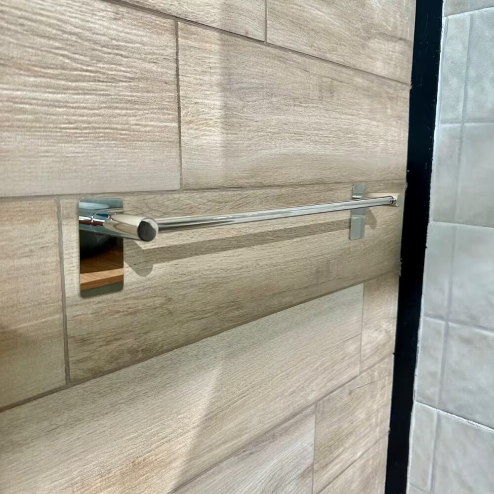 Toallero Barra autoadhesivo Cromo GC Toallero Barra Autoadhesivo Cromo Gc