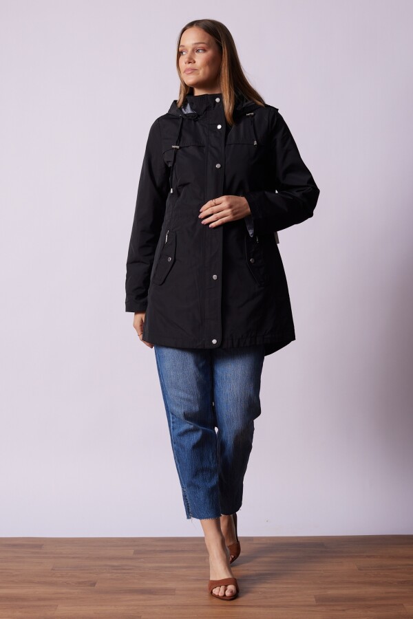 Campera Liviana Water Repellent NEGRO