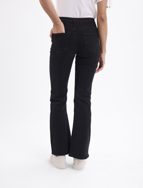 Jean oxford Munai negro