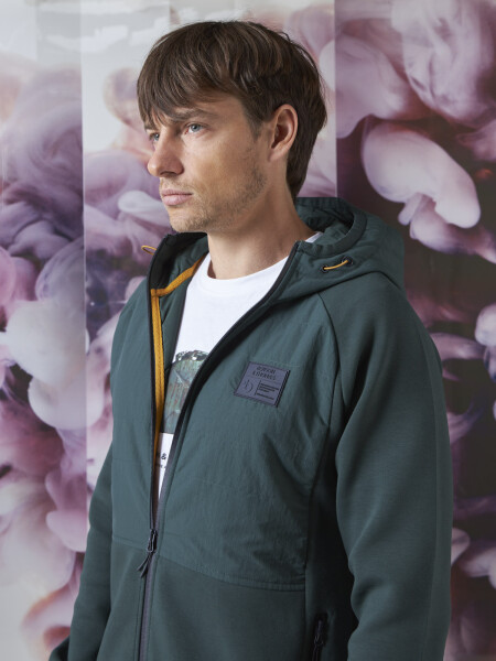 OUTWEAR LINZ VERDE