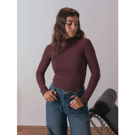 Camiseta Slim Brownie