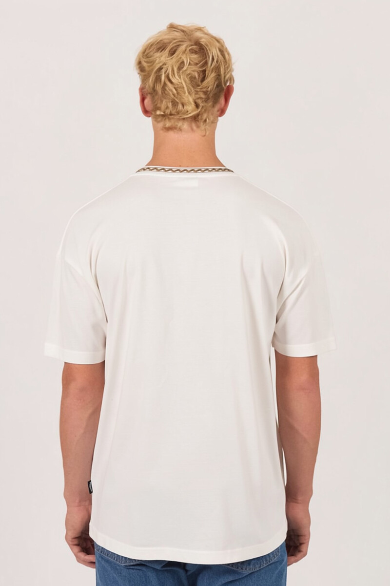 REMERA FRONT OVER TEE B-blanco