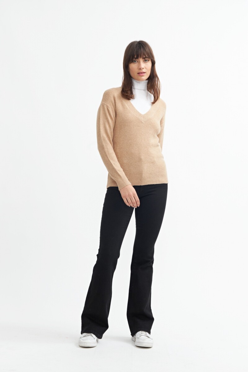 Sweater escote en V BEIGE