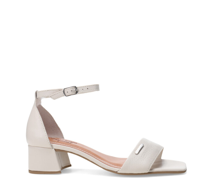 Sandalia con taco Offwhite