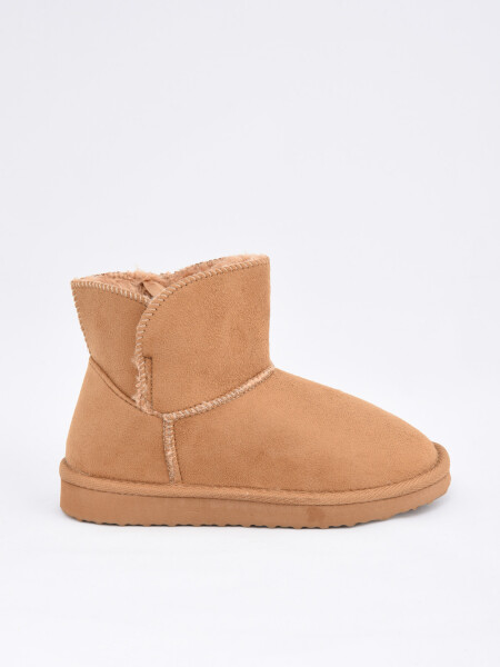 Pantubota Beige