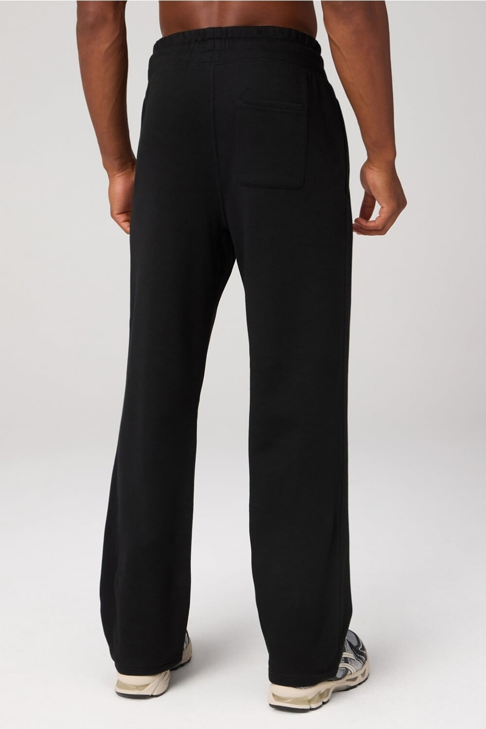 Pantalón The Go-To Straight Leg Pant Hombre Black
