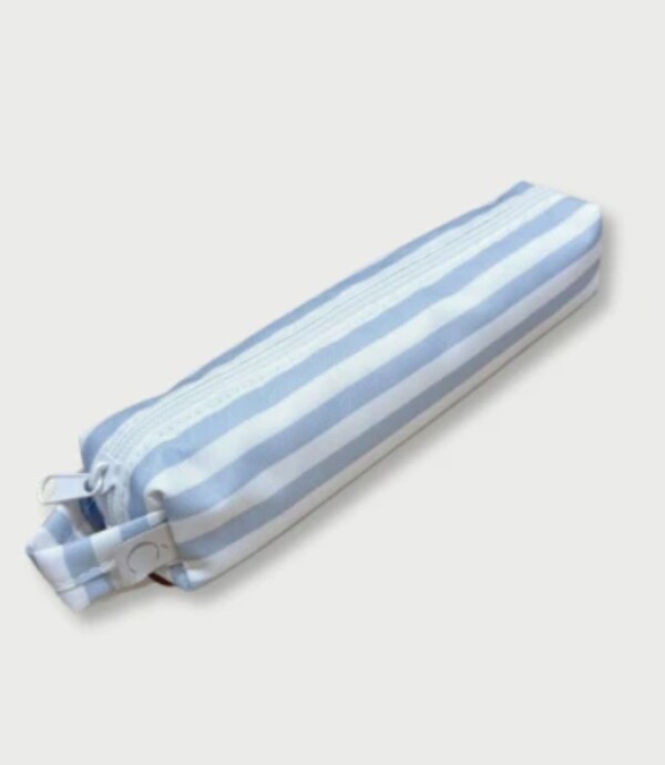 Estuche Toothy Rayas Celeste S/C