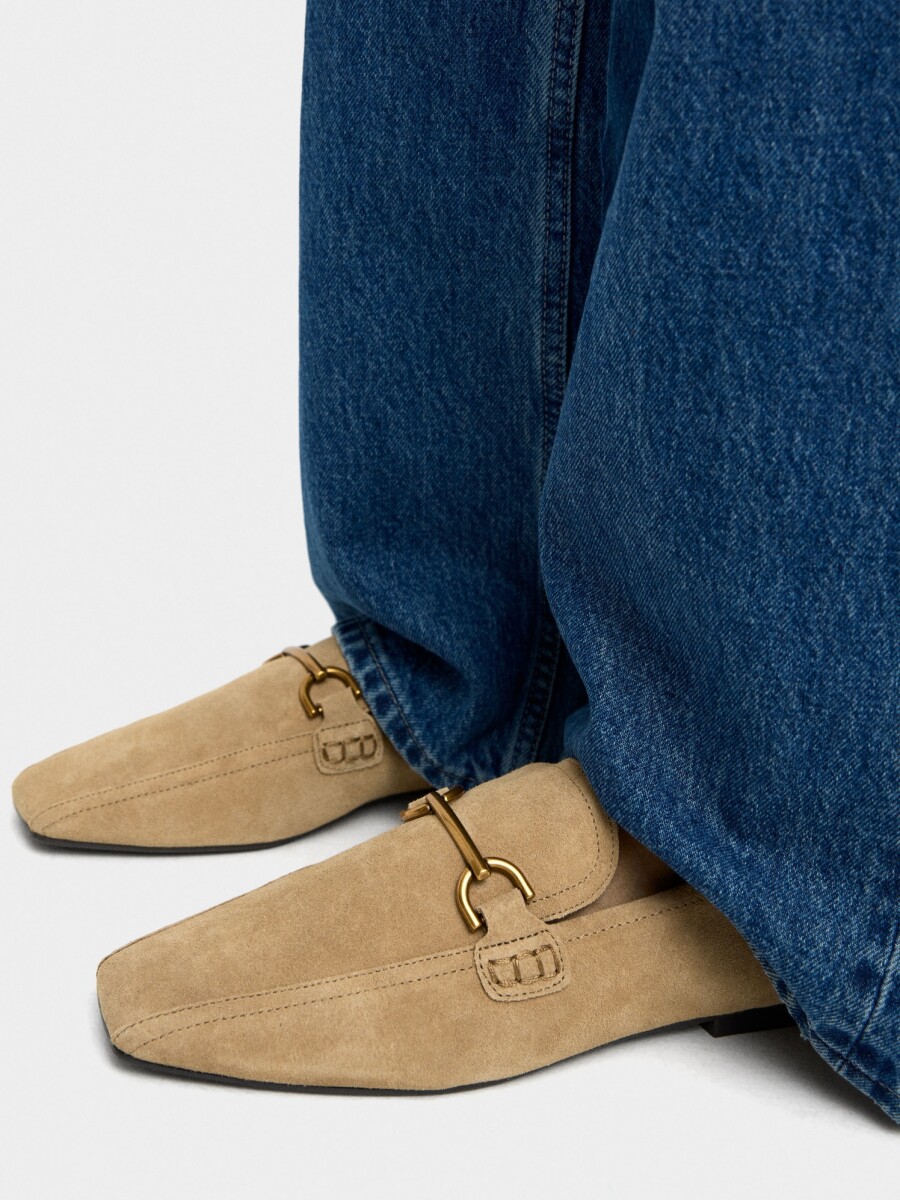 Mocasines De Piel Con Detalle Metálico beige
