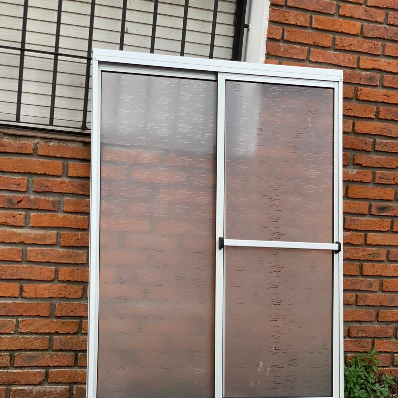 Mampara de Aluminio con Acrilico Mampara de Aluminio con Acrilico