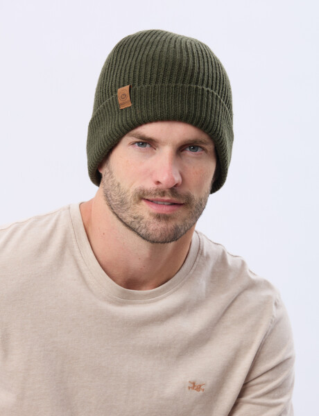 GORRO TEJIDO Verde