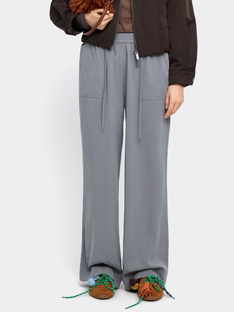 Pantalón Con Cintura Elástica Y Bolsillos gris