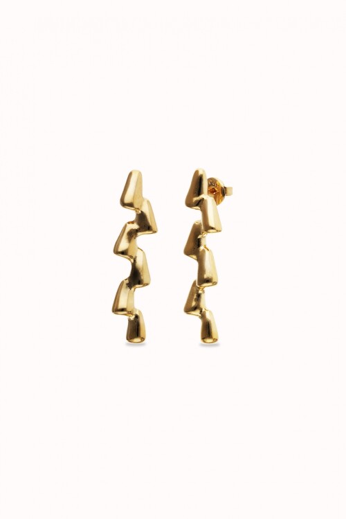 PENDIENTES DE ALEACIÓN DE METALES BAÑADO EN ORO 18K Pendiente