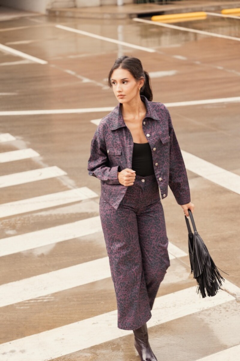 PANTALON MARIANNE MAROON WASHED DENIM PANTALON MARIANNE MAROON WASHED DENIM