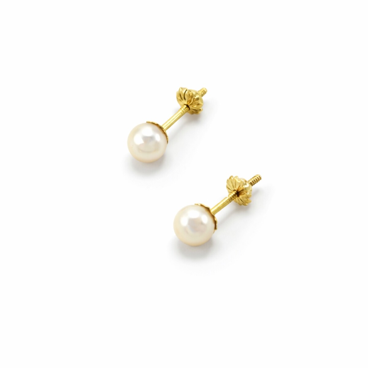 5 mm Caravanas en Oro 18 K Y Perlas. Peso 1 Grs 