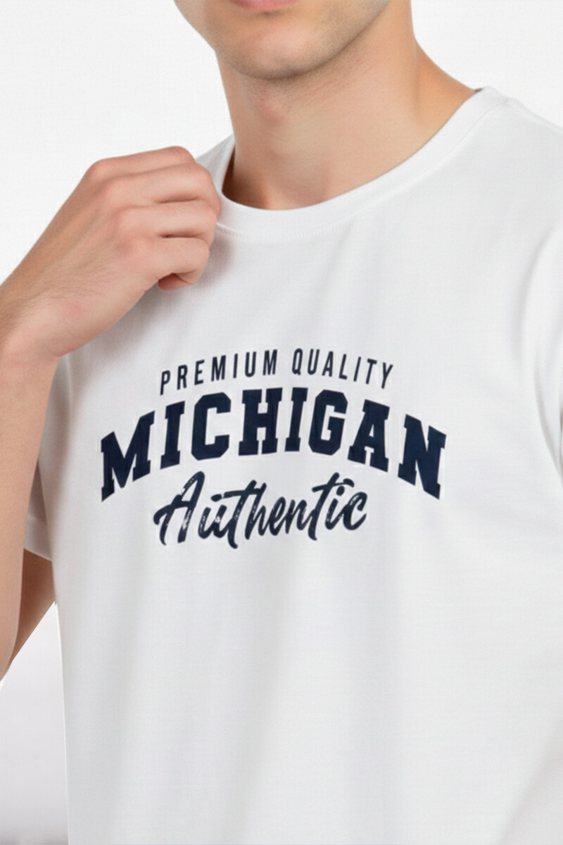 Remera Plotonio Crudo