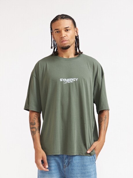 REMERA BOXY SYNGERY VERDE