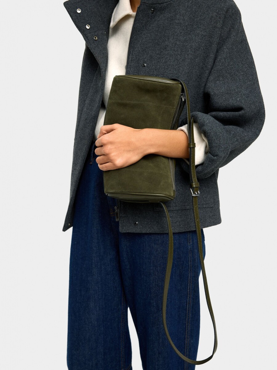 Bolso Bandolera Con Detalles De Piel caqui