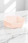 Cesto hexagonal 29x23x8,5 cm. - MATELASSE ROSA Cesto hexagonal 29x23x8,5 cm. - MATELASSE ROSA