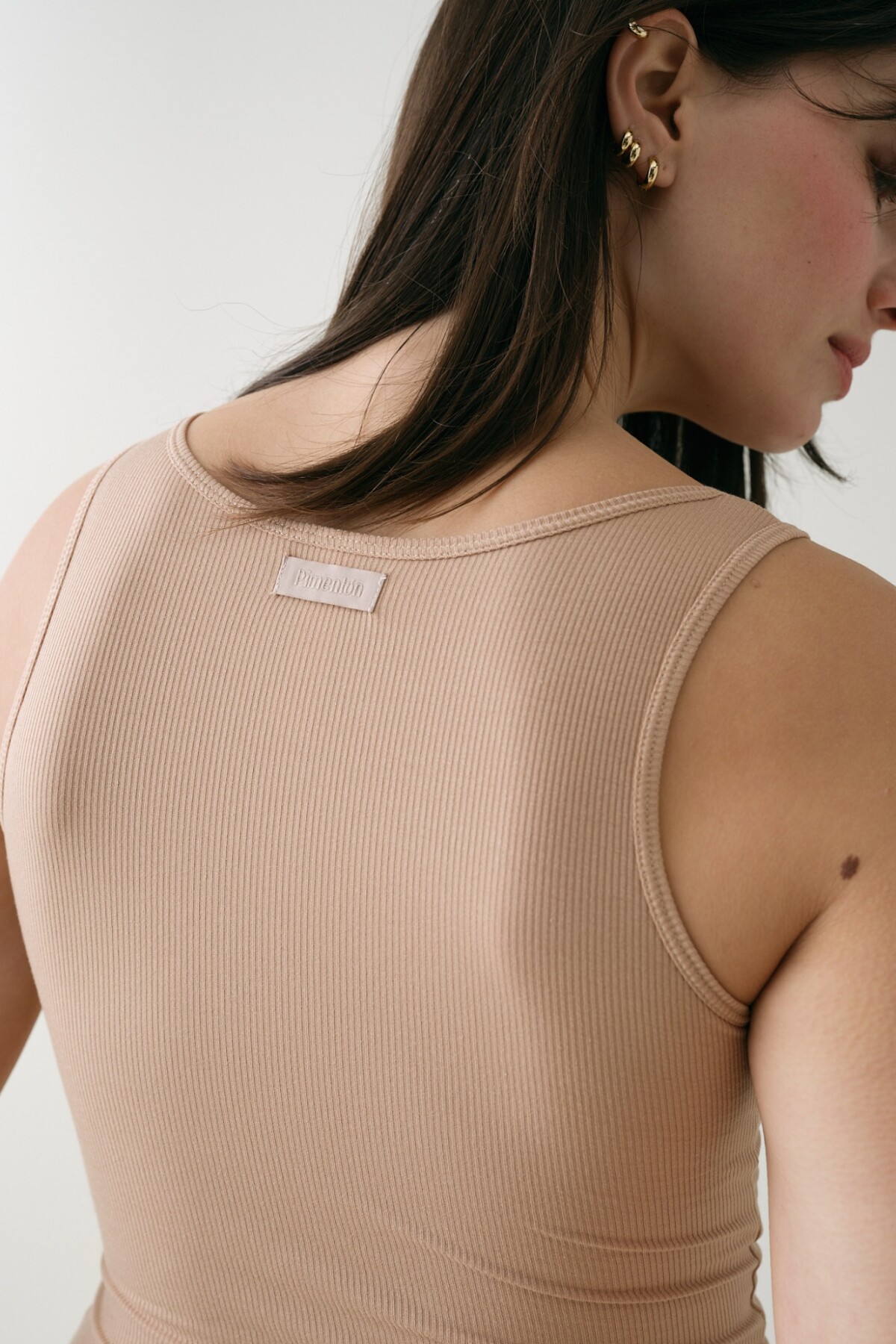 Musculosa Cropped Rib Tostado