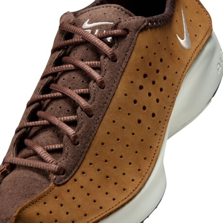Championes Nike Air Superfly Brown