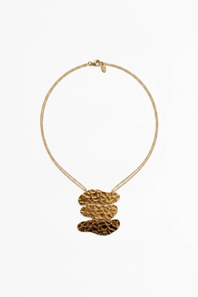 Collar de acero machacado dorado