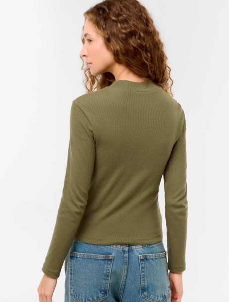 CAMISETA CUELLO ALTO ACANALADA - BORDEAUX VERDE