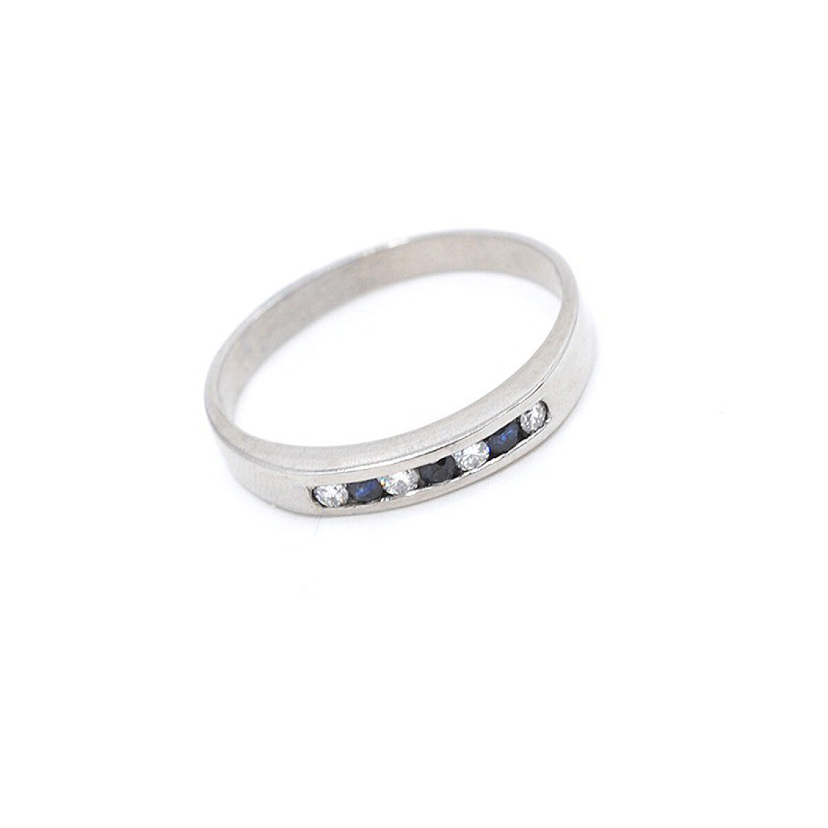 Anillo En Oro Blanco 18K Con Brillantes Y Zafiros 