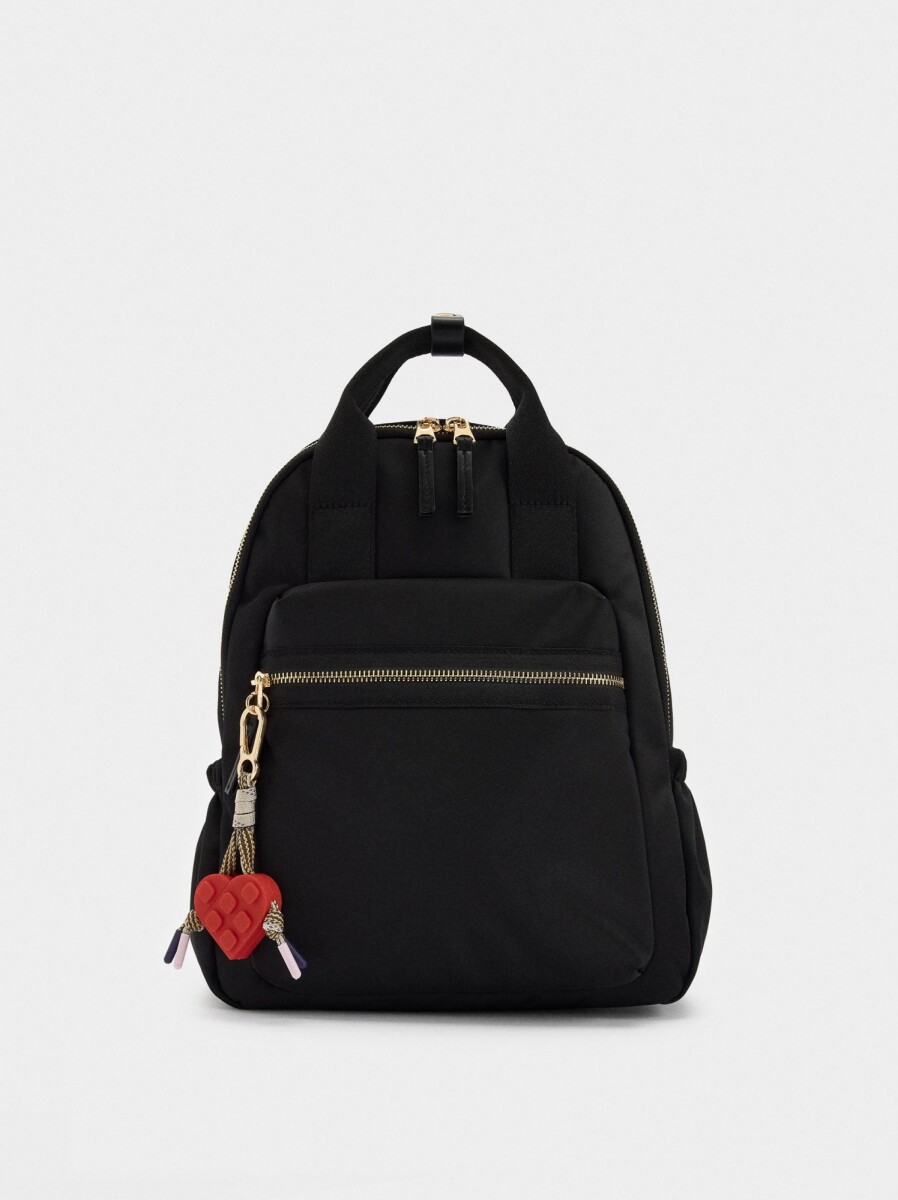 Mochila De Nylon Con Colgante De Corazón - negro 