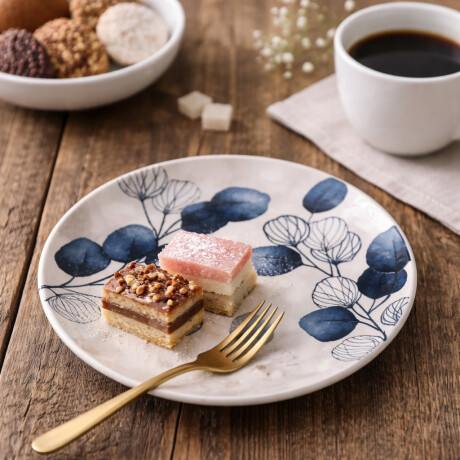 Plato de Mesa Postre en Cerámica Porto Brasil 20.5cm - 6 Piezas Plato de Mesa Postre en Cerámica Porto Brasil 20.5cm - 6 Piezas