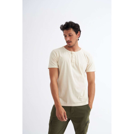 Remera básica Ottis Crudo