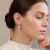 Caravanas Sinfónica en oro blanco 18K con perlas y brillante Caravanas Sinfónica en oro blanco 18K con perlas y brillante