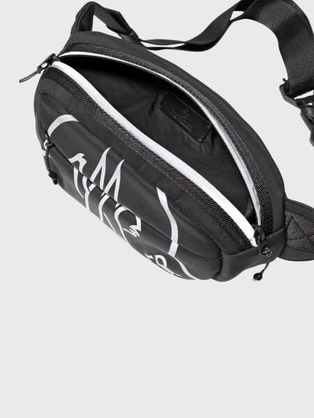 Moncler -Riñonera de diseño versátil, Cut Negro