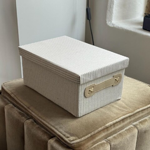 Caja rayas con manija y tapa M
