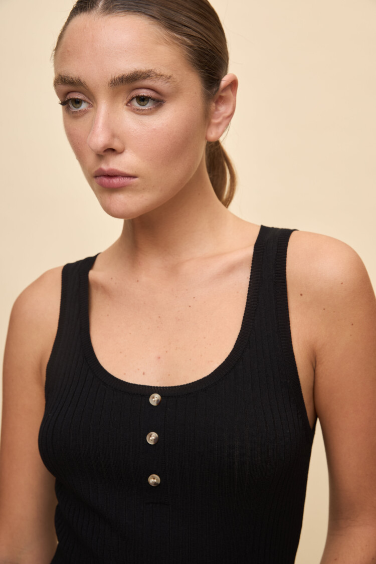 TOP YOKAN Negro