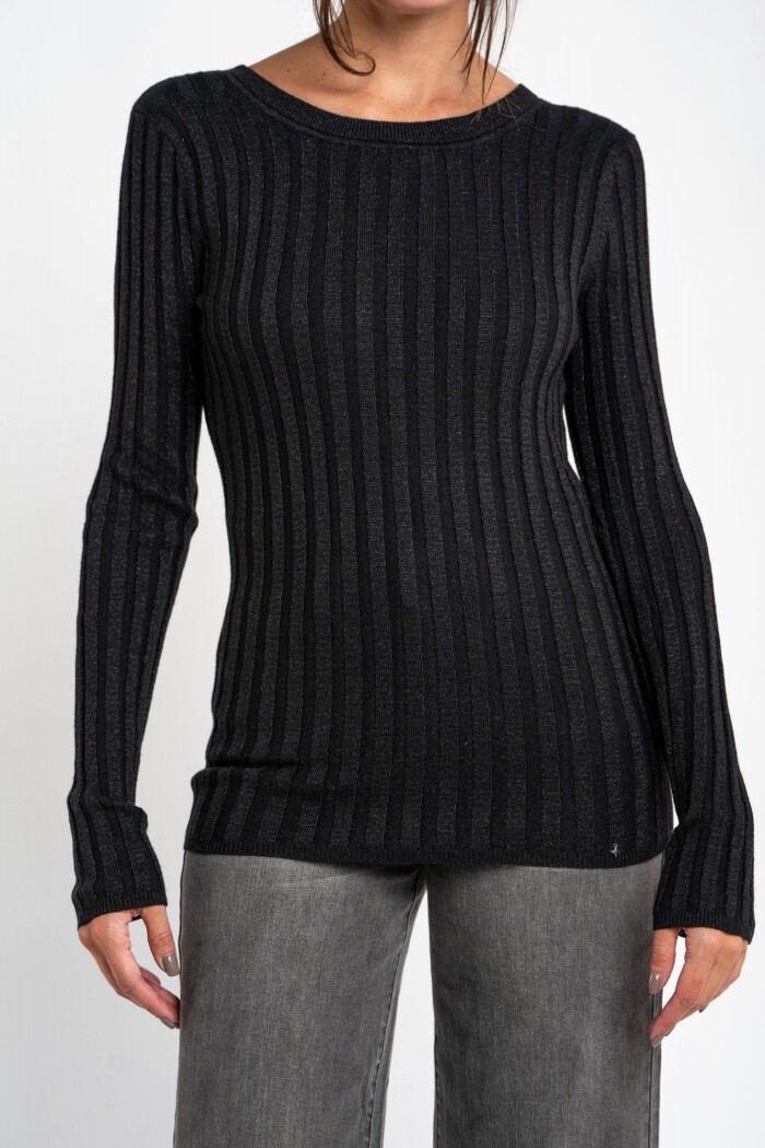 Sweater Negro