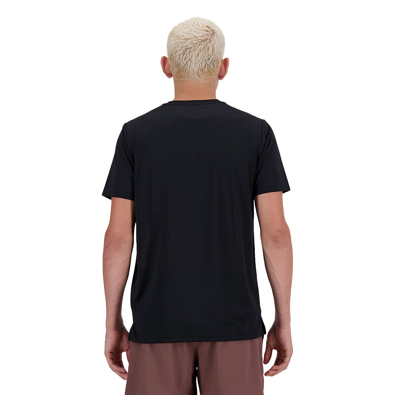 Remera New Balance Run Negro