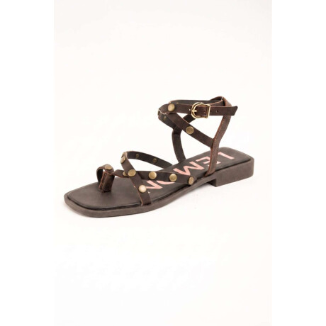 Sandalia Tobillera Con Tachas Chocolate