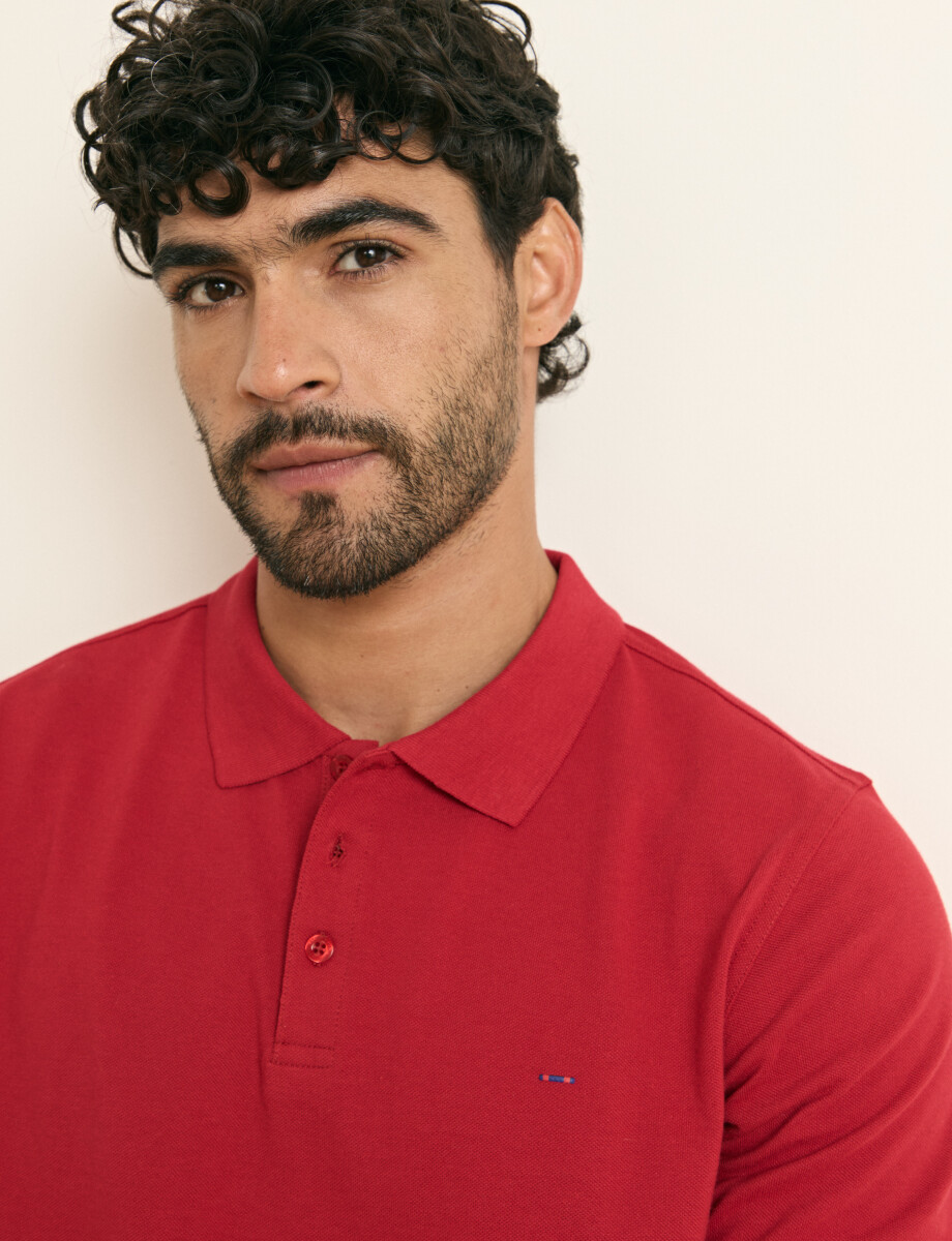 520752 REMERA HARRINGTON LABEL Rojo Oscuro