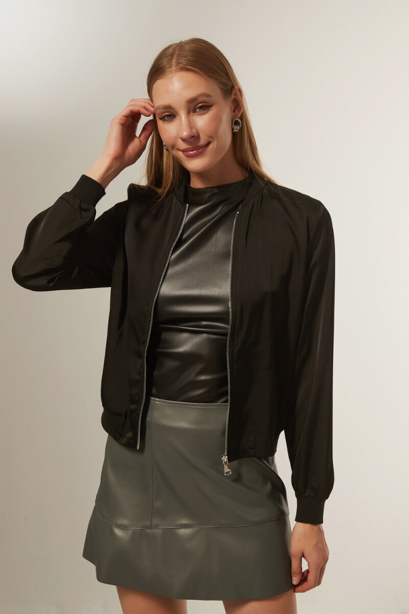 Campera Gloi - Negro 