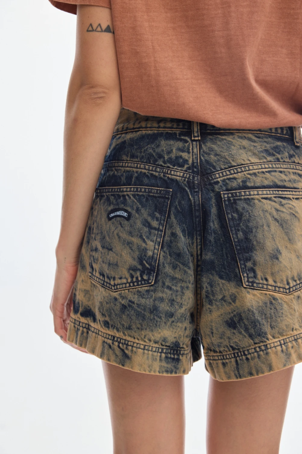 Short FOSTER Washed