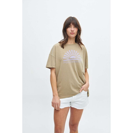 Remera Makayla Pistacho