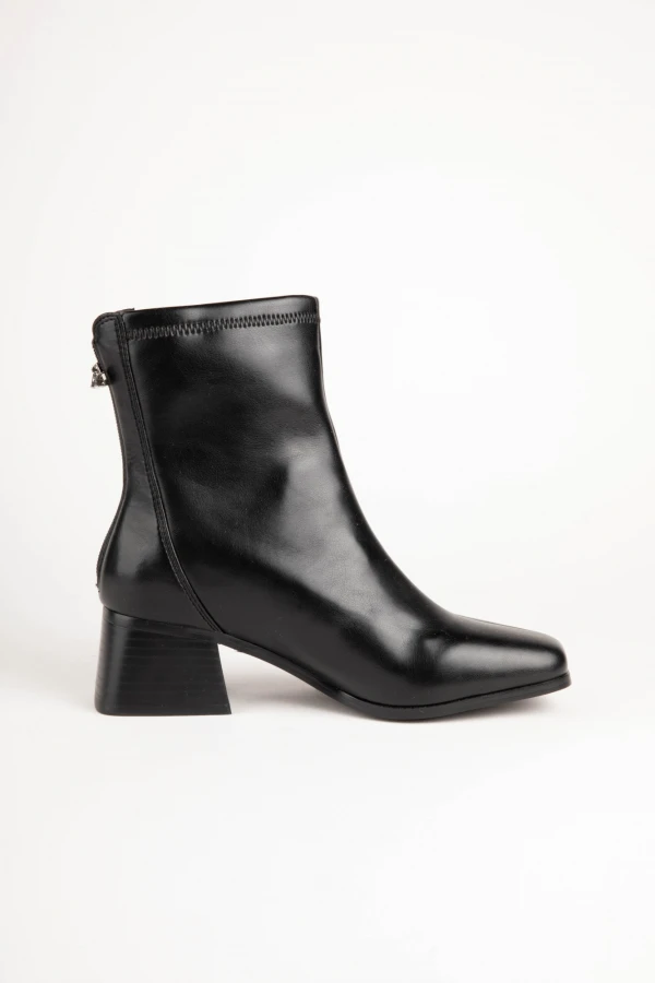 BOTA CHAPMAN Negro
