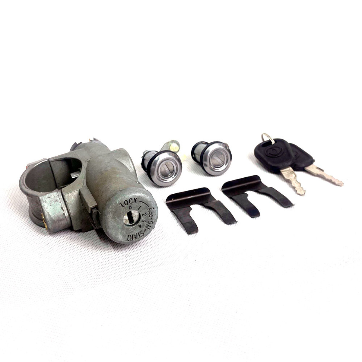 LLAVE CONTACTO ARRANQUE DONGFENG JGO CILINDRO CONTACTO Y PUERTAS AEOLUS 1063 C125 - 