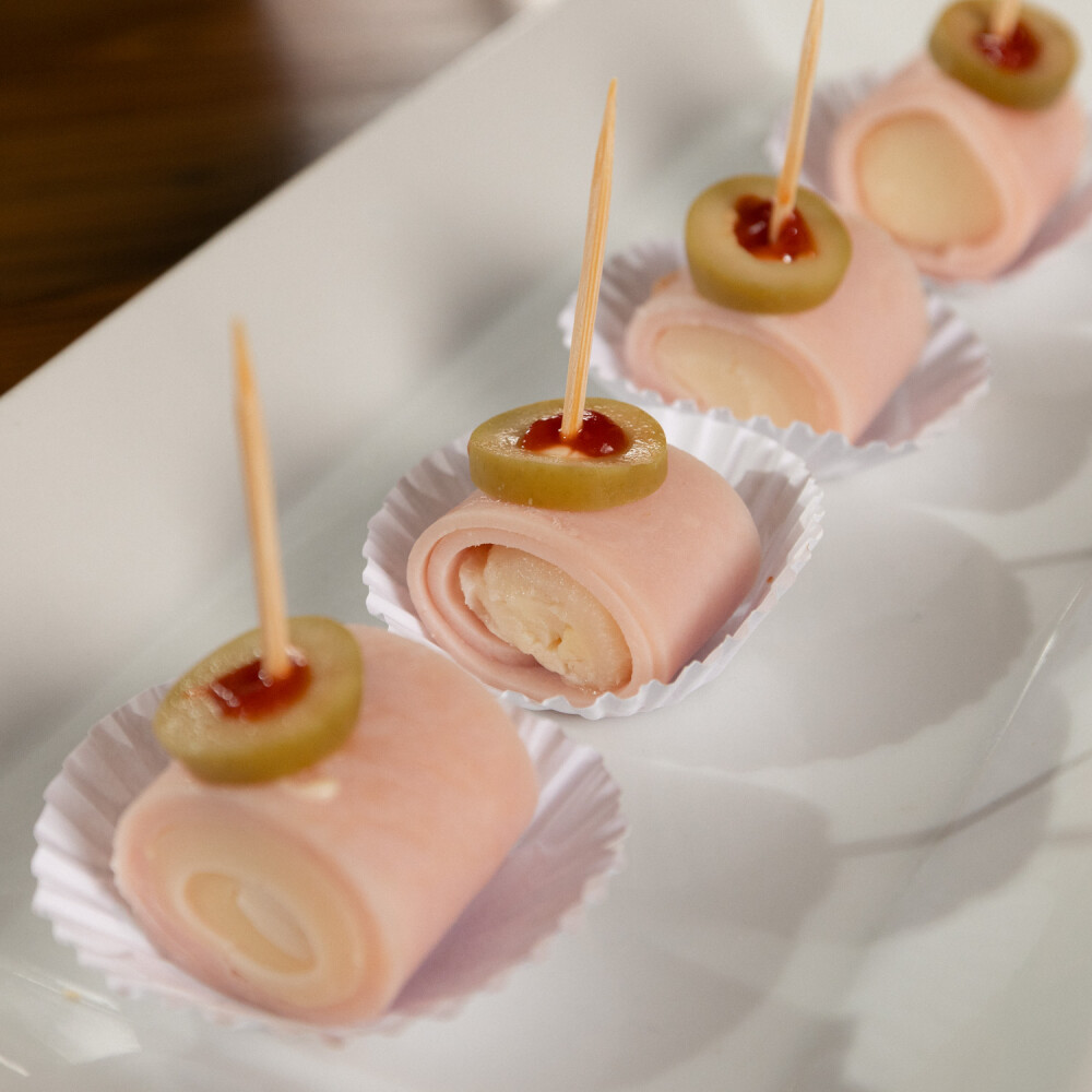 Arrollado de Jamón con Palmitos x6 Arrollado de Jamón con Palmitos x6