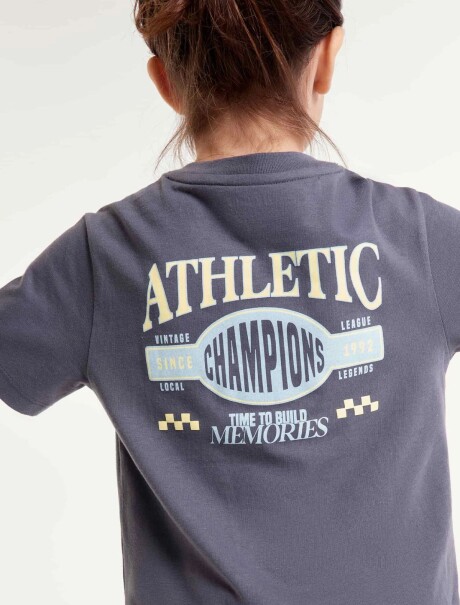 CAMISETA MANGA CORTA INFANTIL CON ESTAMPA GRIS
